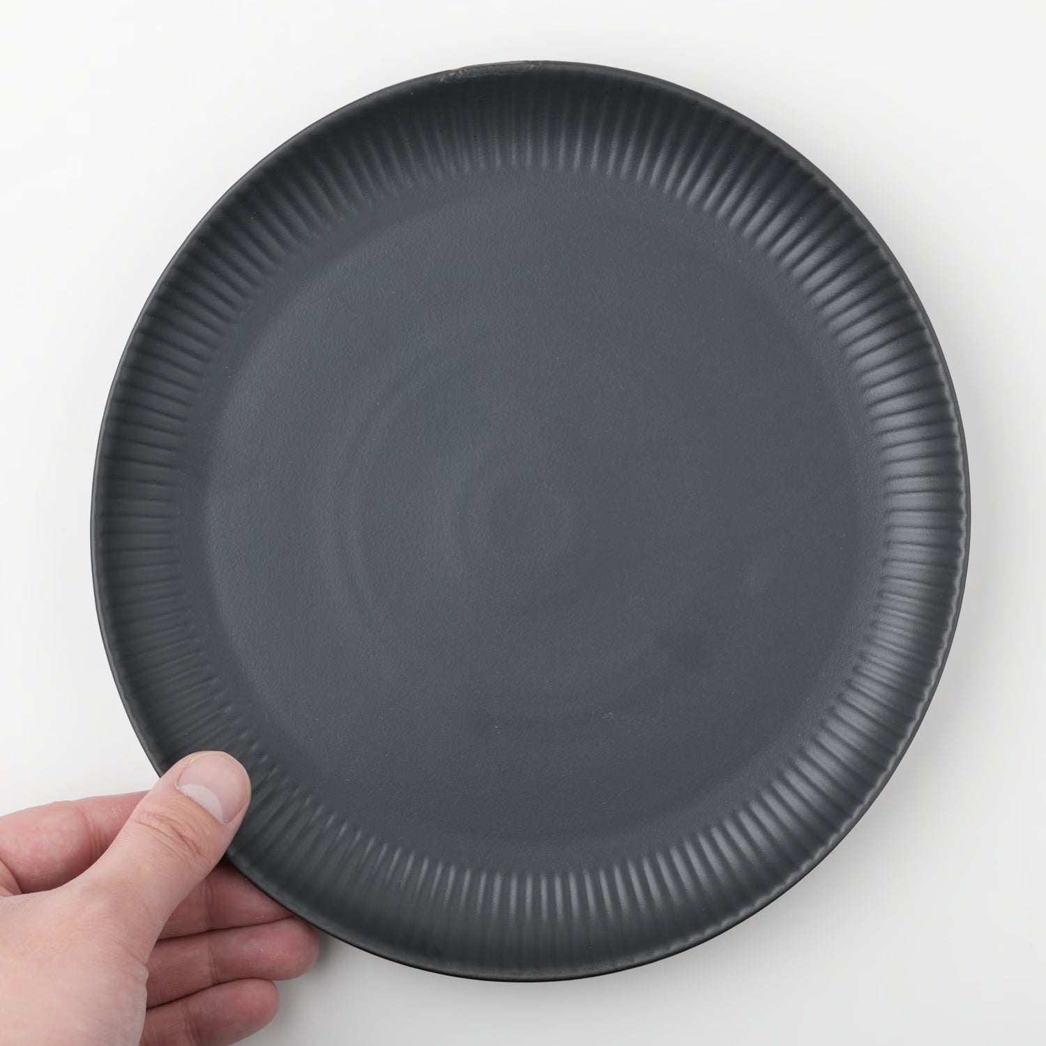 線彫　盛皿（23cm）