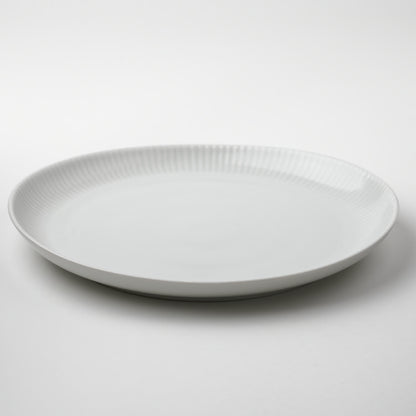 線彫　盛皿（23cm）