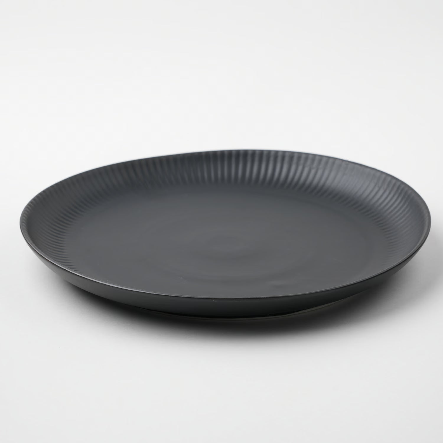 線彫　盛皿（23cm）