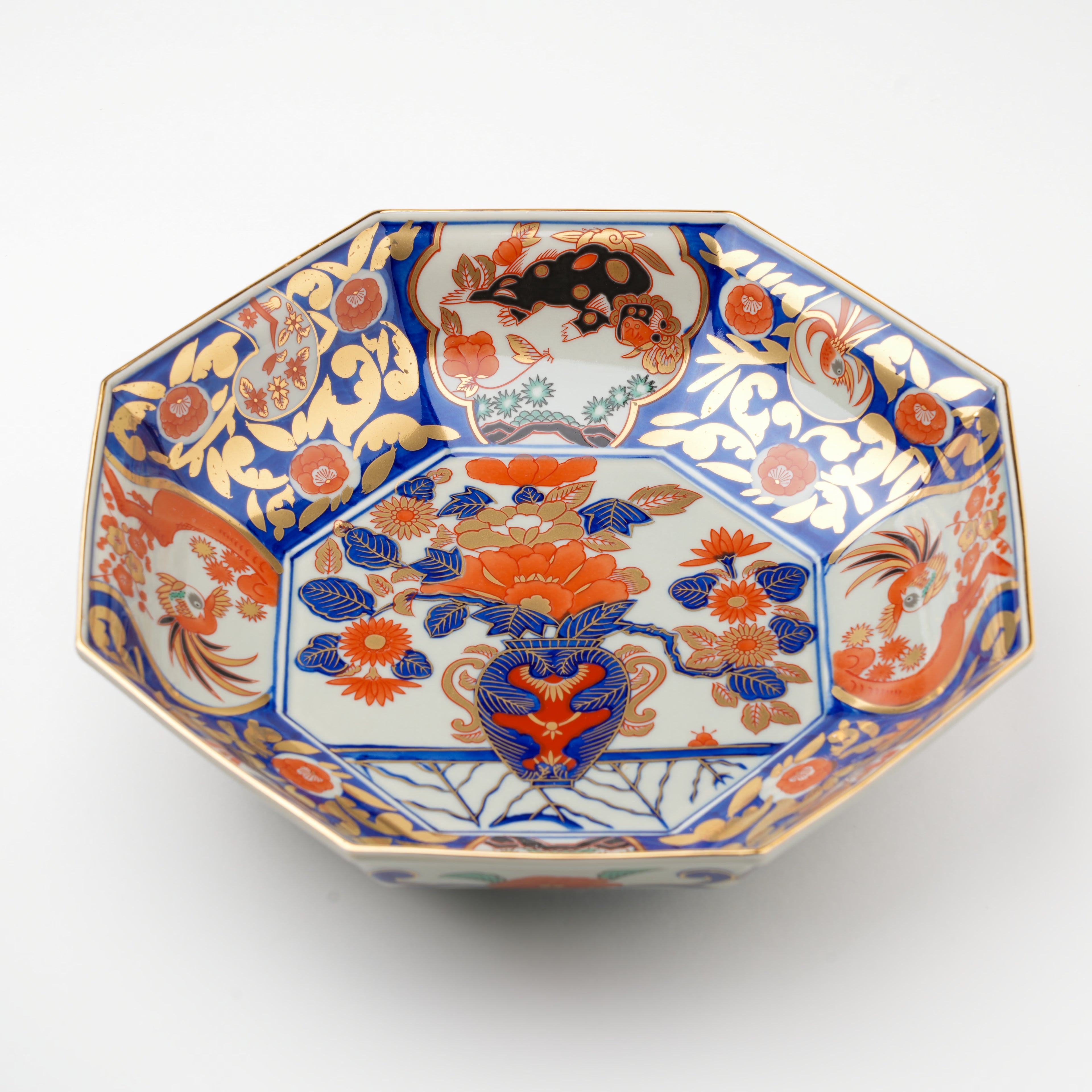 金唐草花篭図 八角鉢