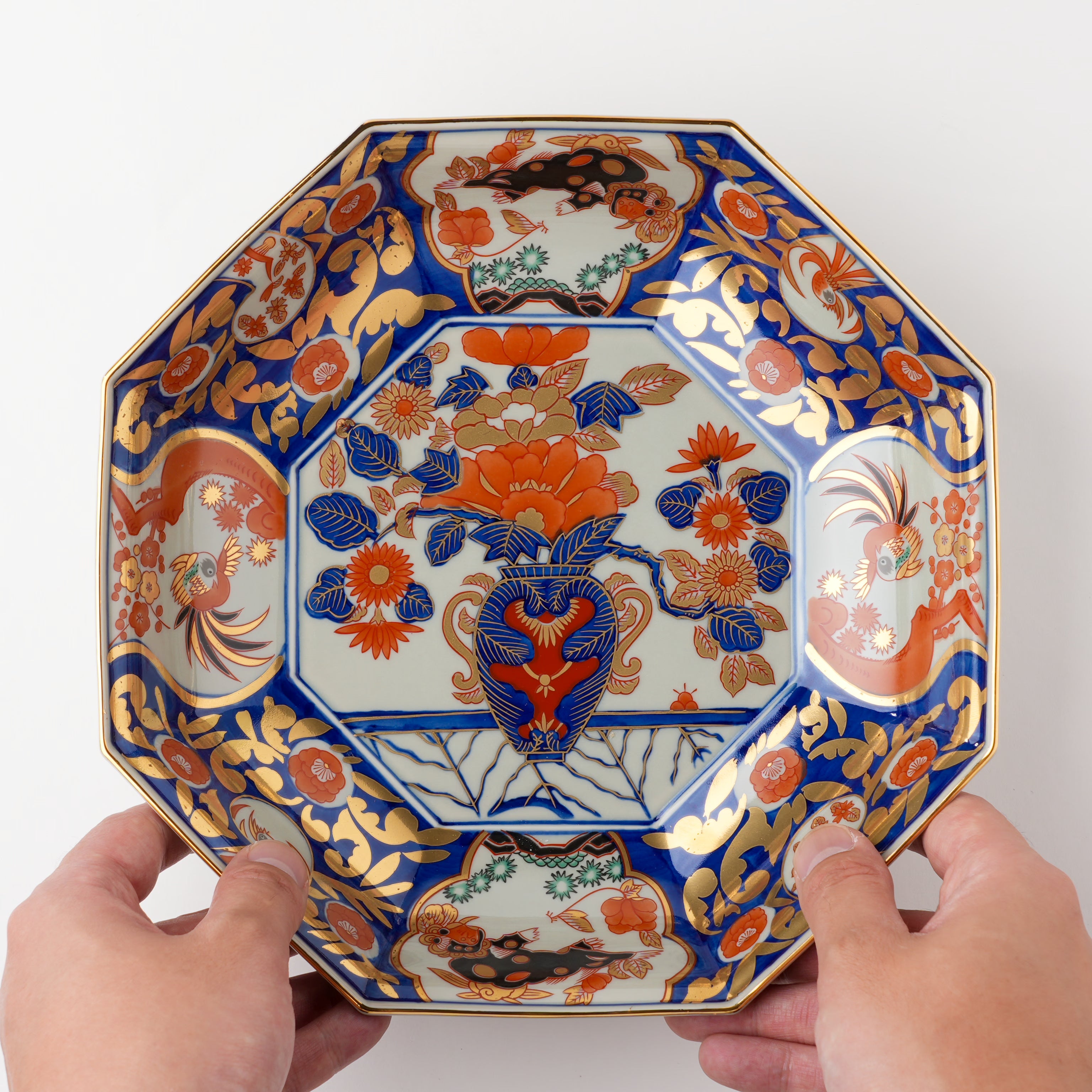 金唐草花篭図 八角鉢