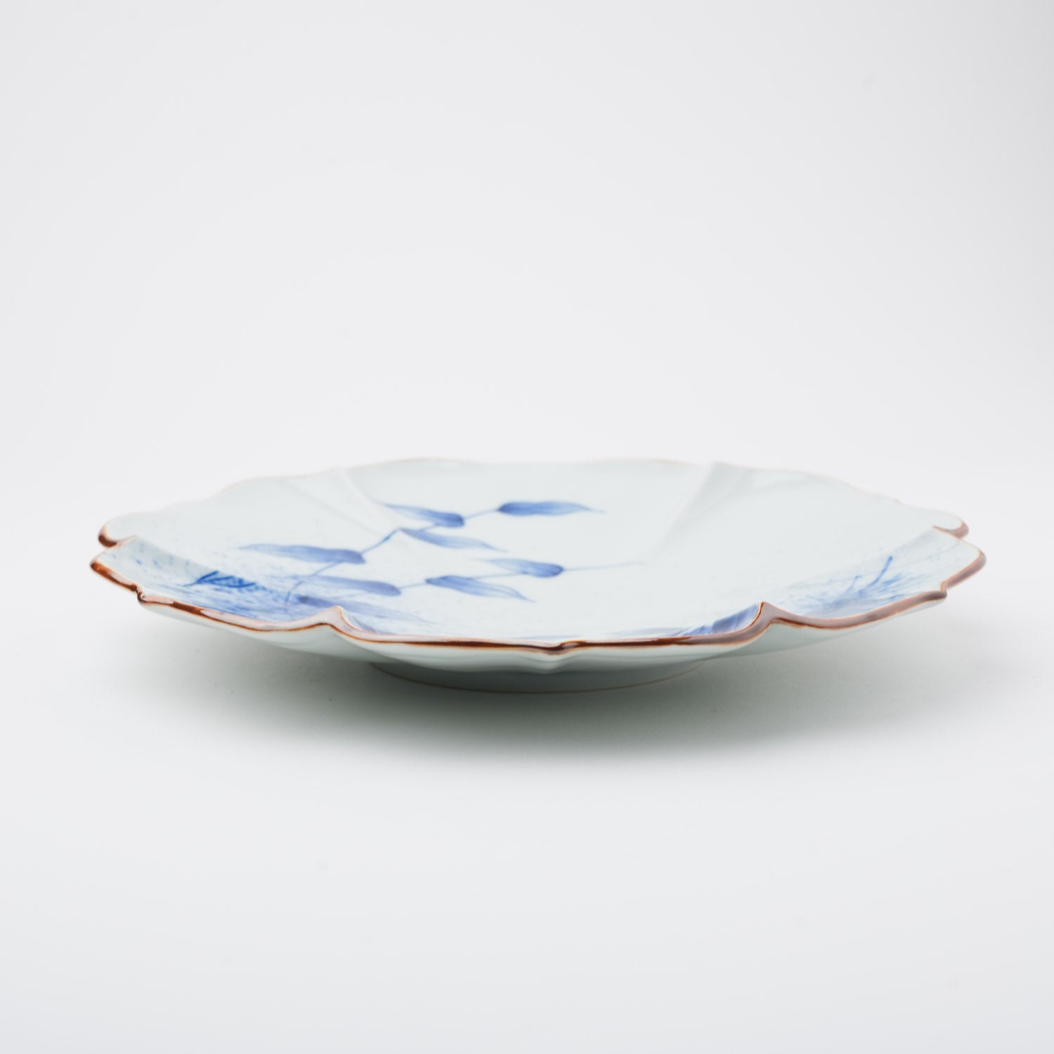 吹墨蟹絵 花型 7寸皿 21cm